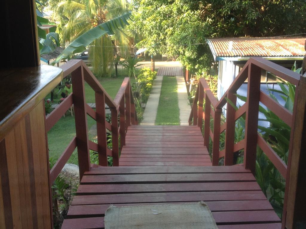 Rekona Lodge กิโซ ภายนอก รูปภาพ